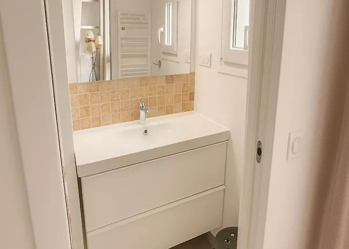 아파트 Coeur 16 Rue De Bassano - 2p 파리